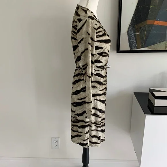 Michael Kors zebra print wrap dress size P/M - Picture 3 of 6